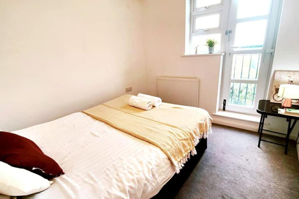 Apartament Aldgate Flats In E1. Londyn Zewnętrze zdjęcie