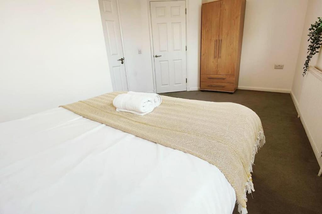 Apartament Aldgate Flats In E1. Londyn Zewnętrze zdjęcie